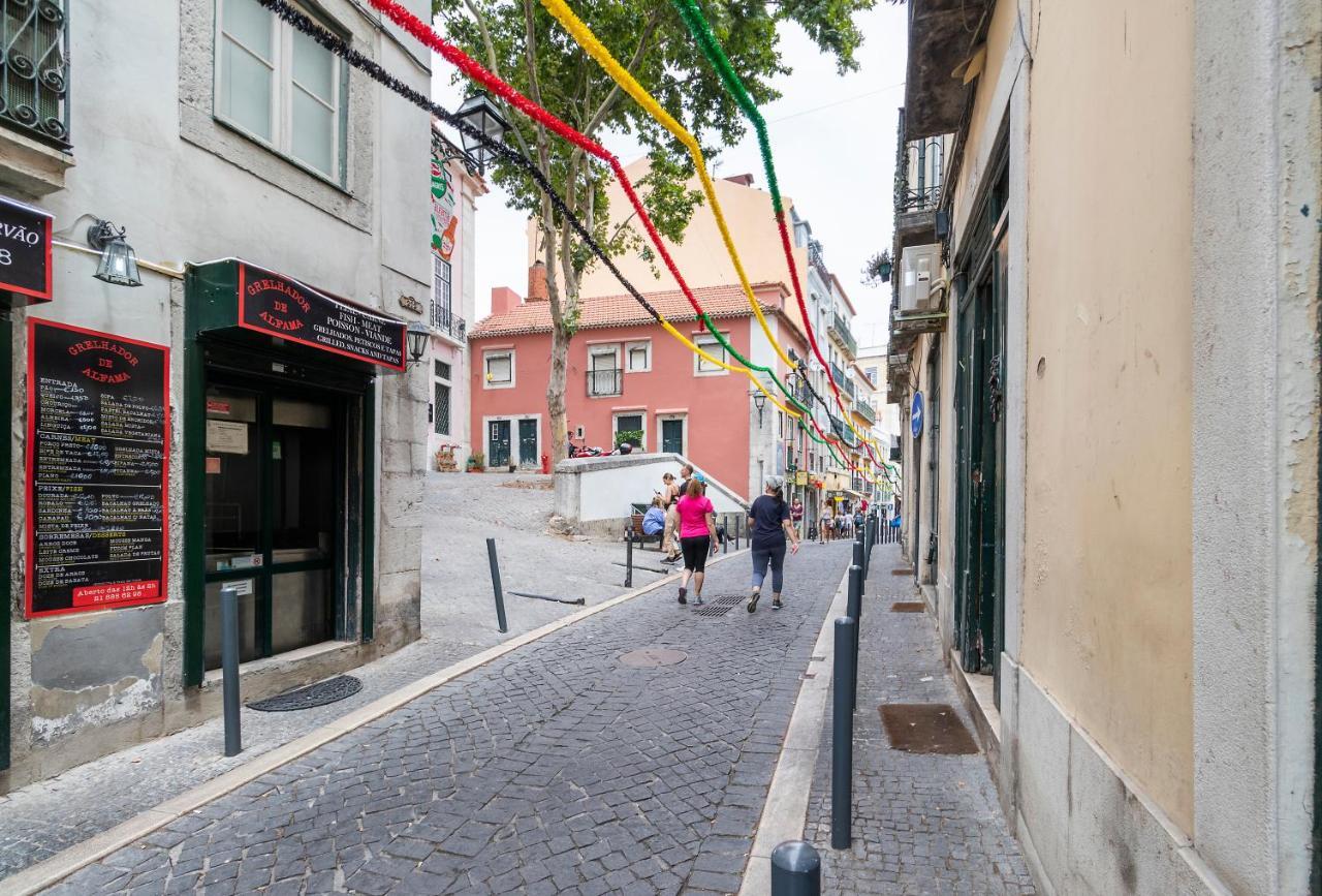 Historical Alfama, Building Top, 5Mn To Train And Subway Lisbon Exterior photo